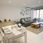Apartment Forum - Spacieux - Confortable - Terrasse -clim-wifi *